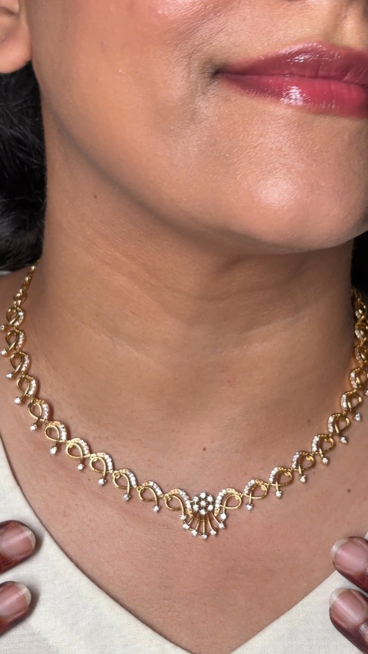 Mia Diamond Neckless Set