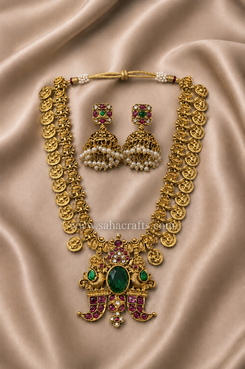 Karvari Neckless Set