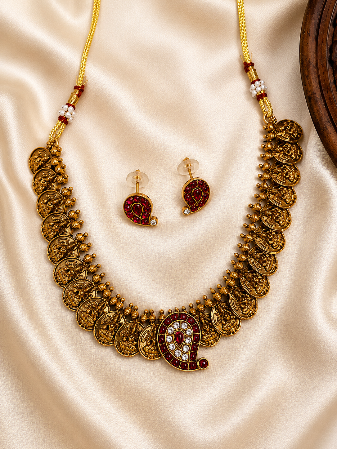 Rasili Ginni Gold Neckless Set