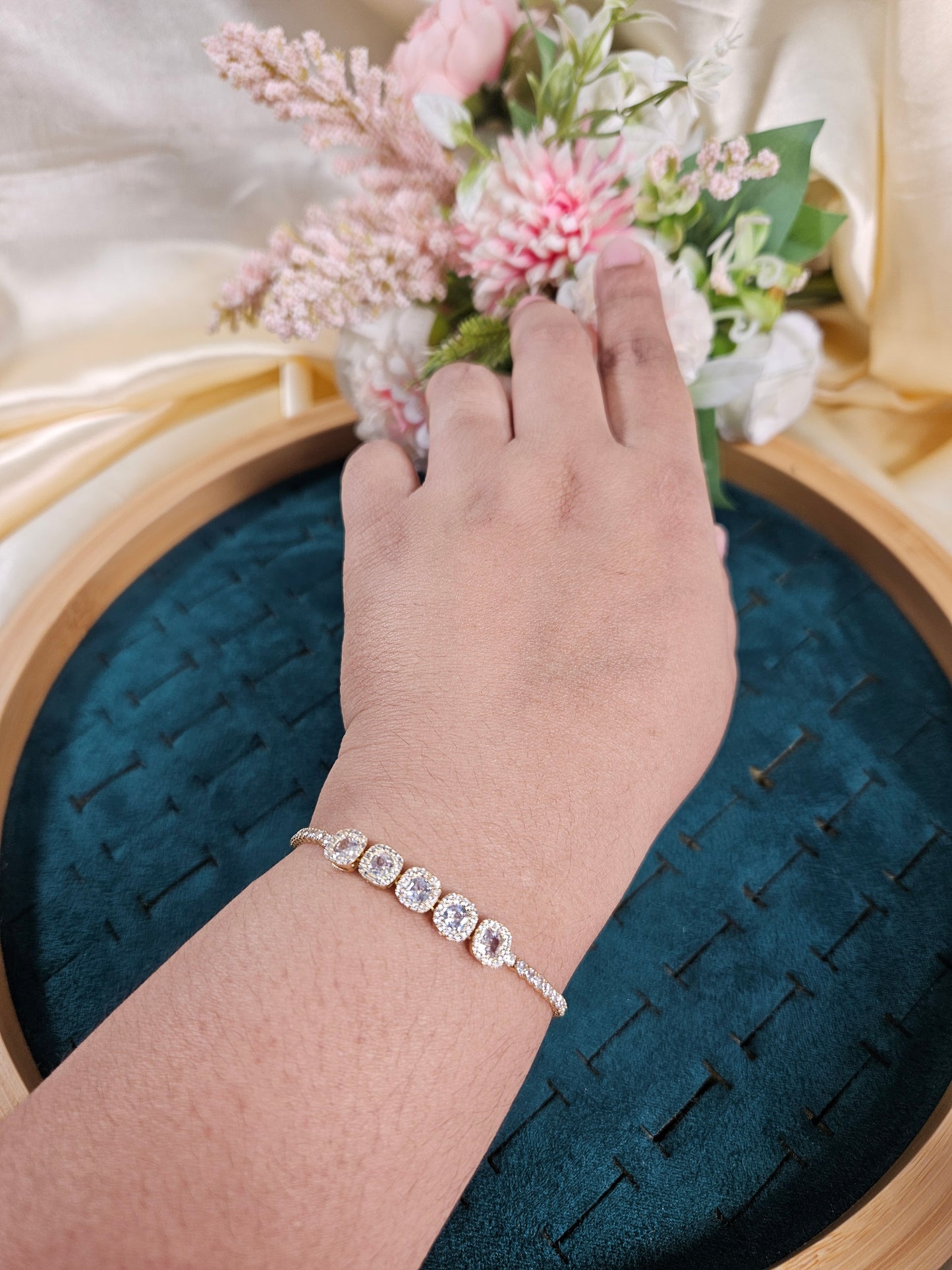 Jennifer Diamond Lookalike Tennis Bracelet