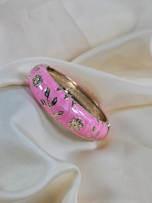 Aylin Luxury Enamel Bracelet – Openable Size 2.2–2.8 | Waterproof, Sweat-Proof, Hypoallergenic, Anti Tarnish