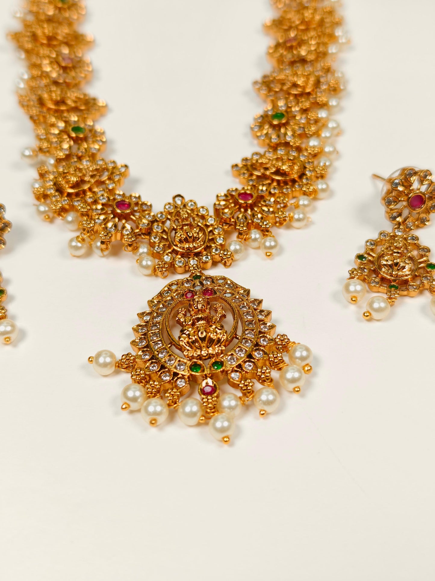 Mandakini Long Haram