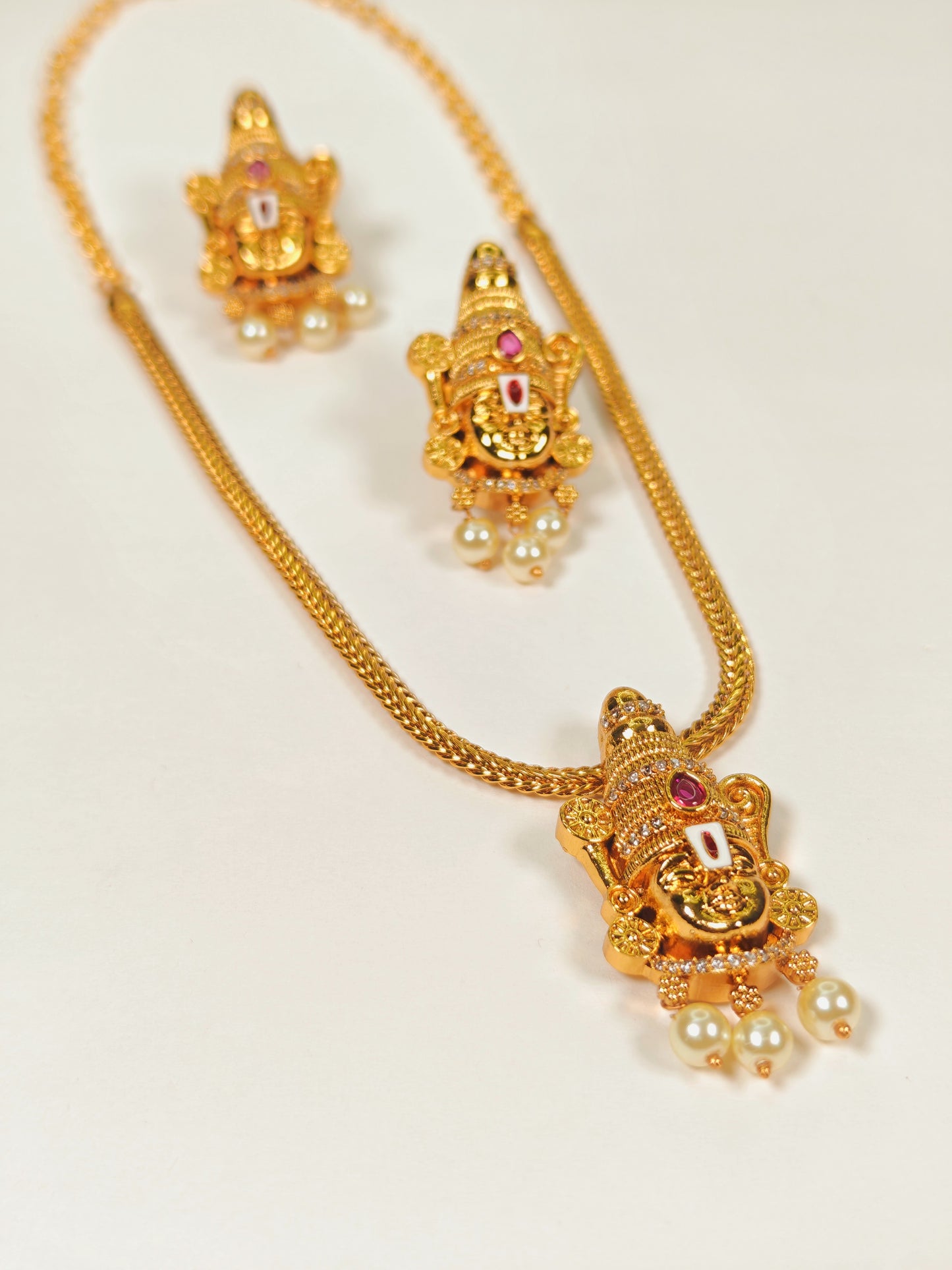 Venkateshwar pendant Set