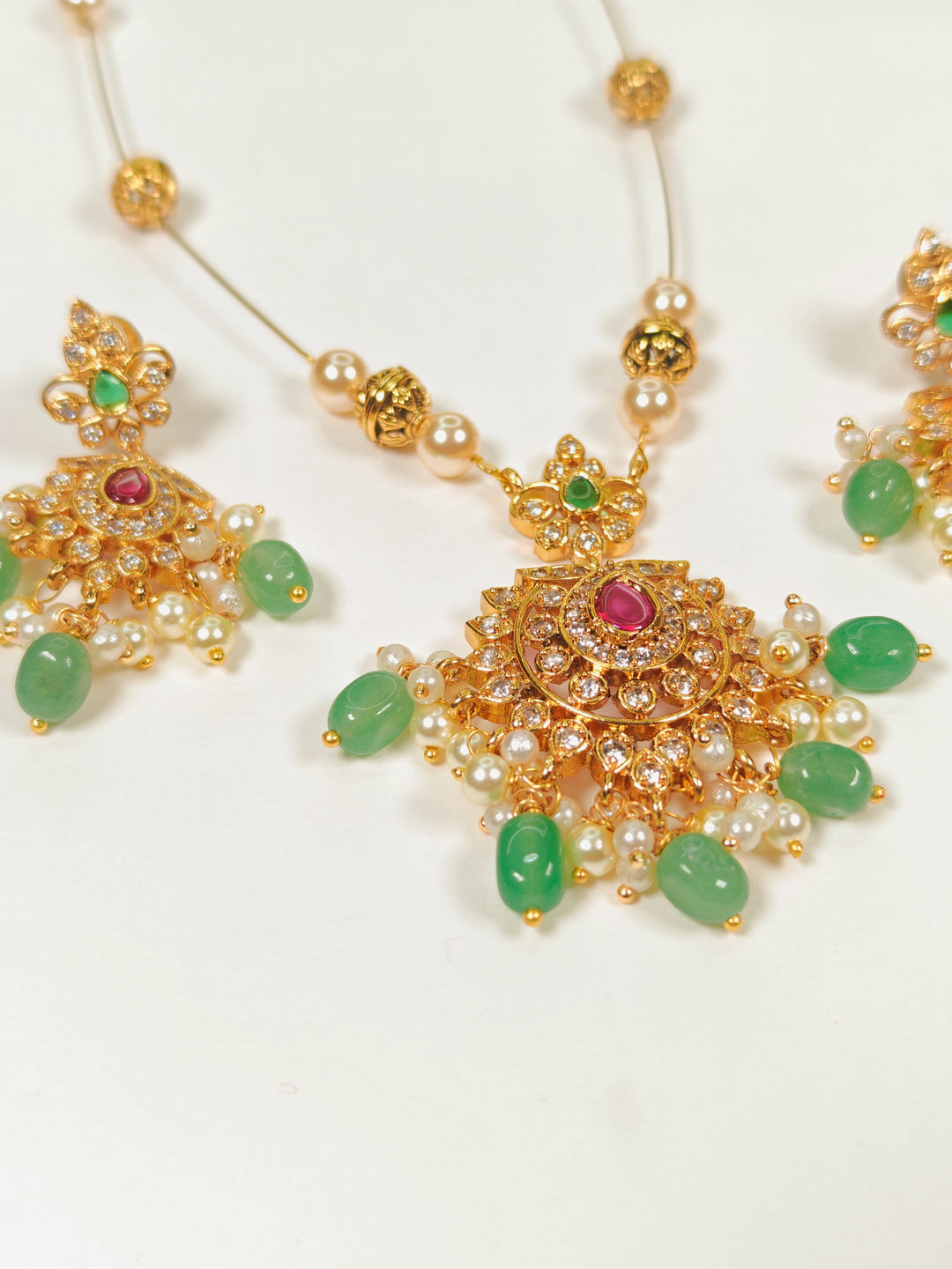 Imara Pendant Set