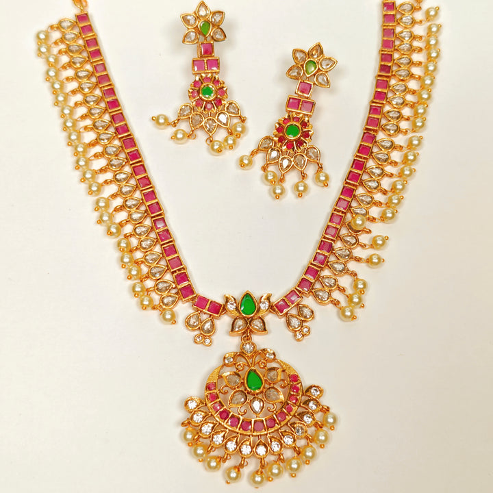 Vrinda Necklace Set