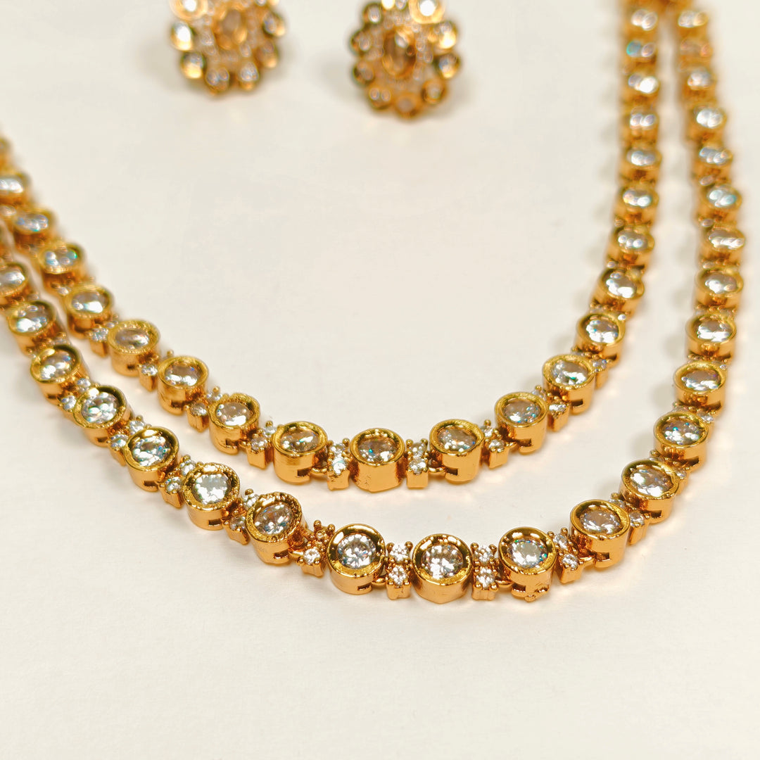 Indri Necklace Set