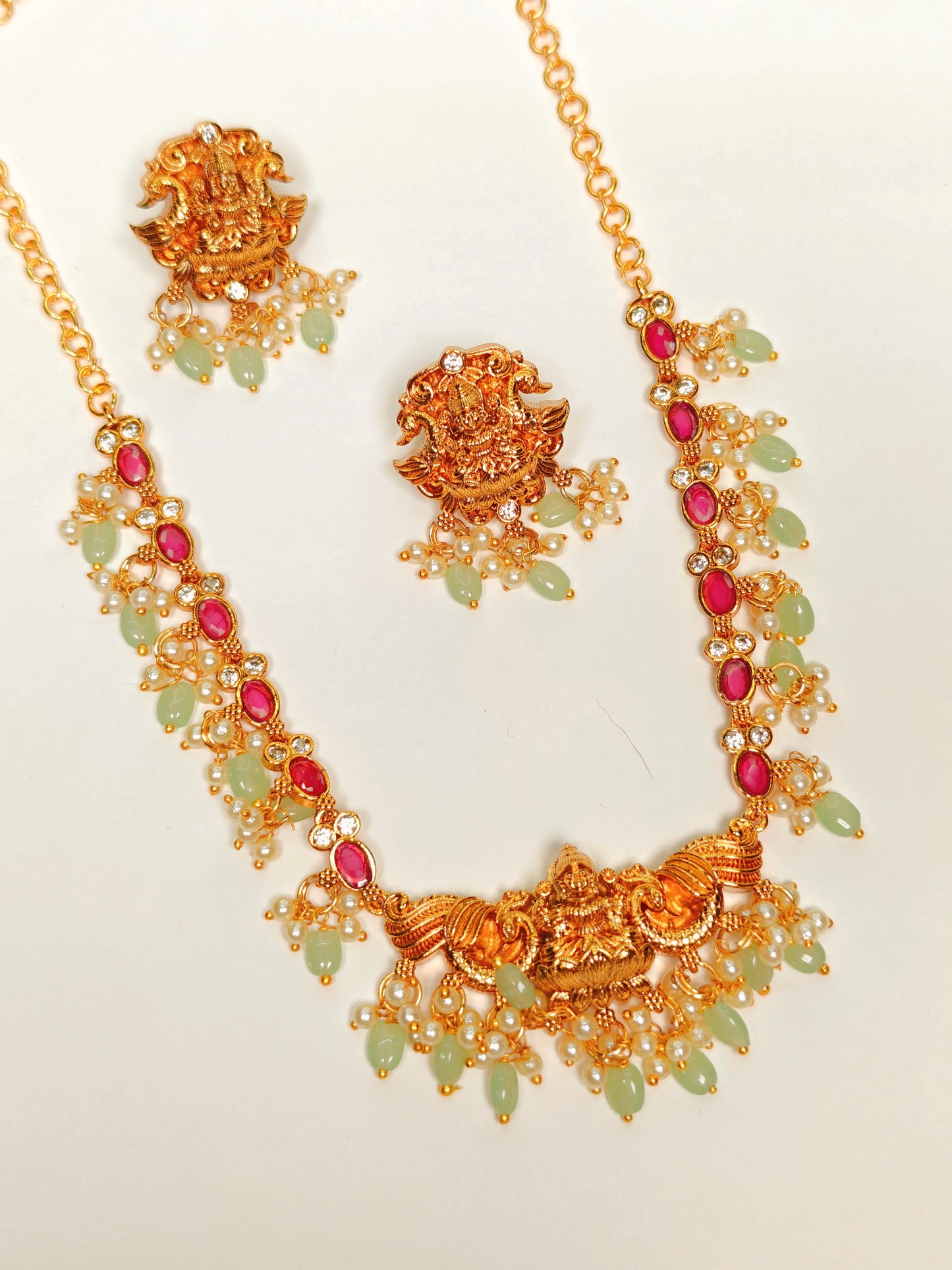 Chandrika Necklace Set