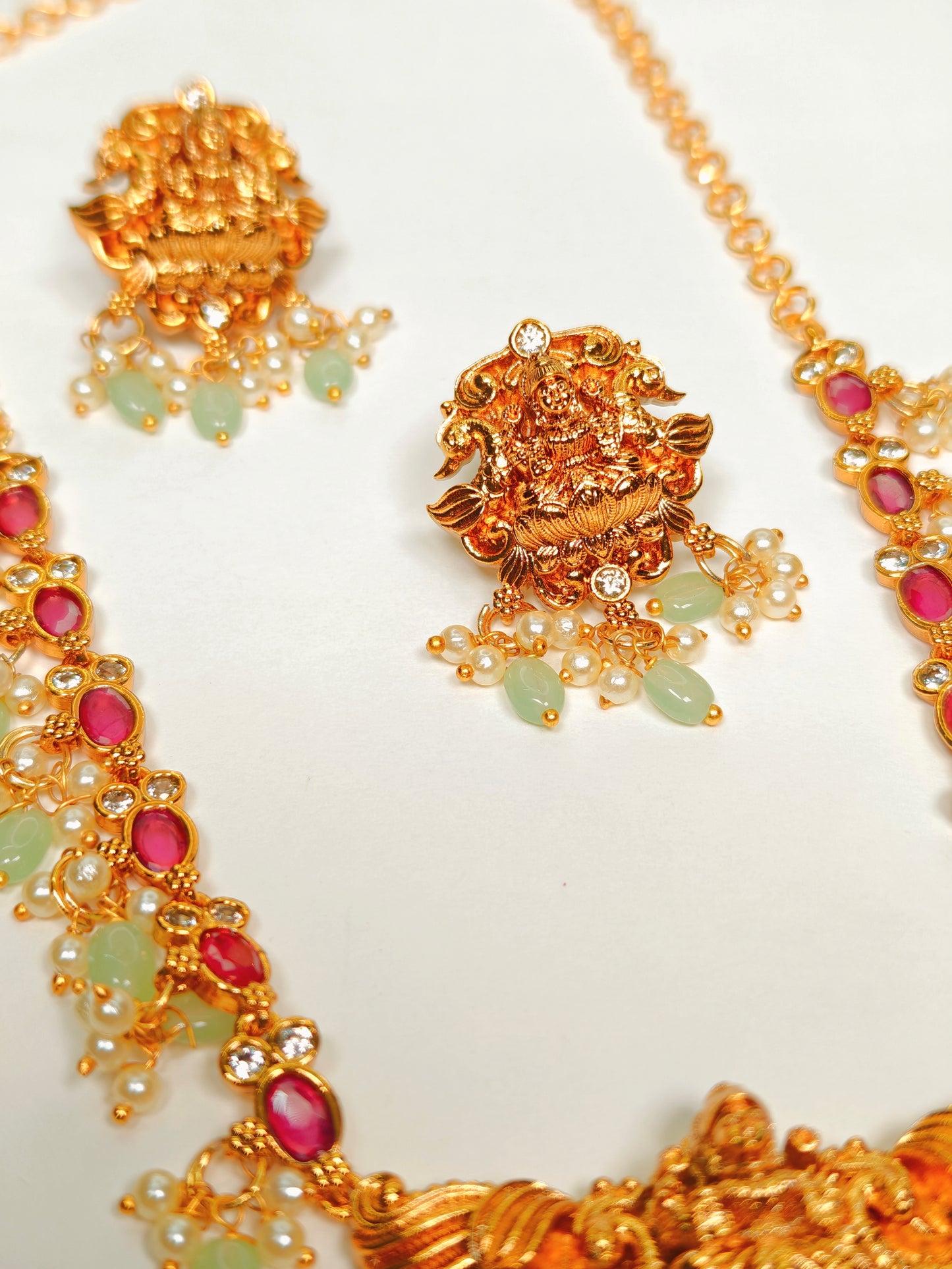 Chandrika Necklace Set