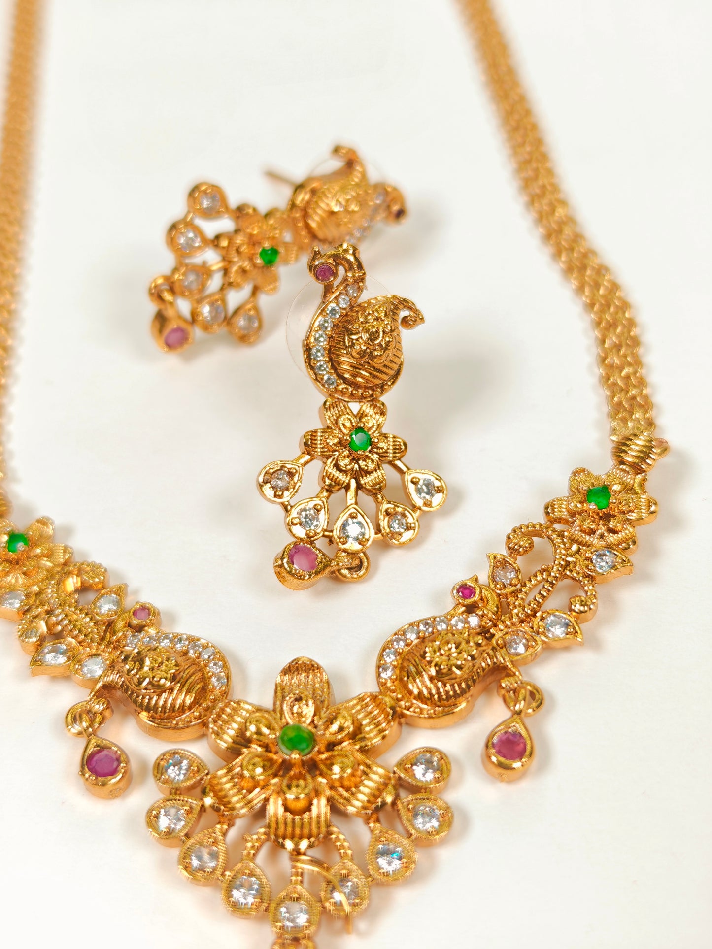 Tejaswi Choker Set