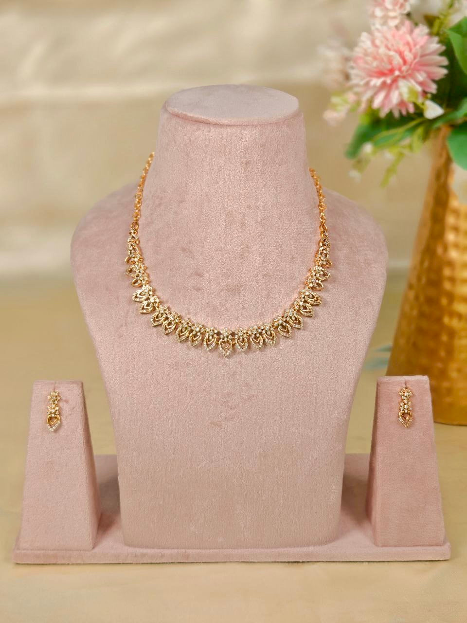 Kavita Necklace Set