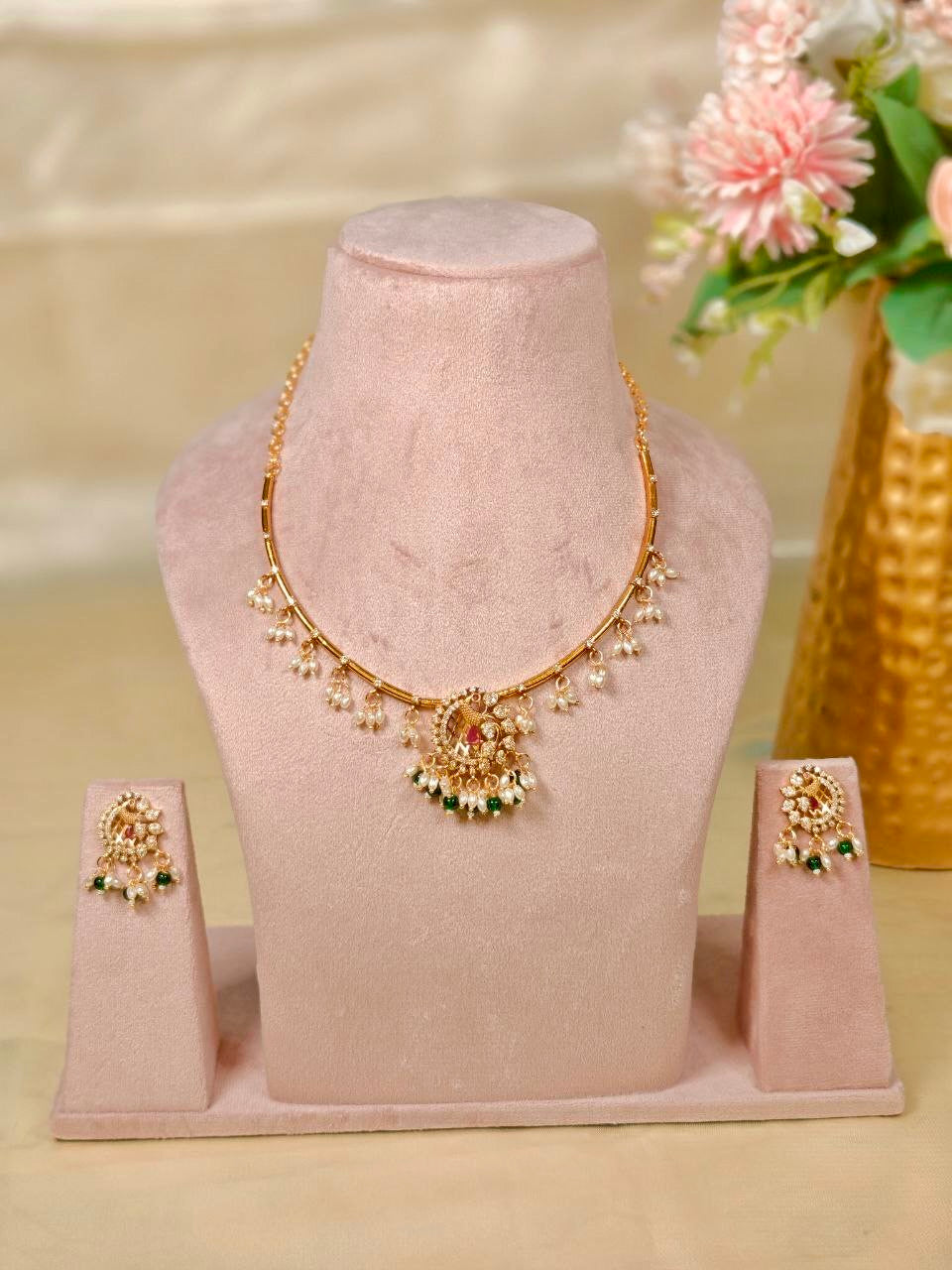 Aparna Necklace Set