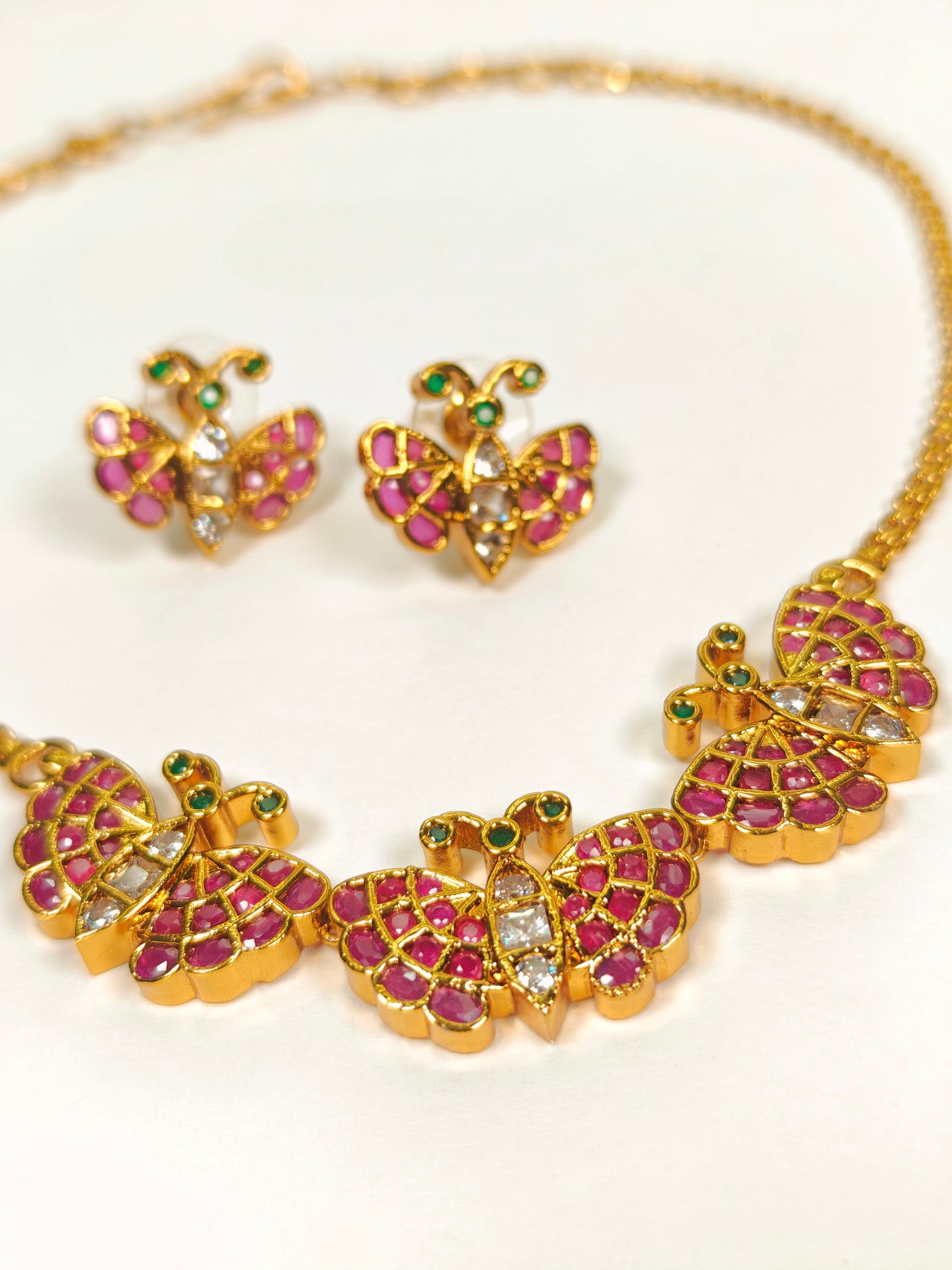 Priyam Necklace Set