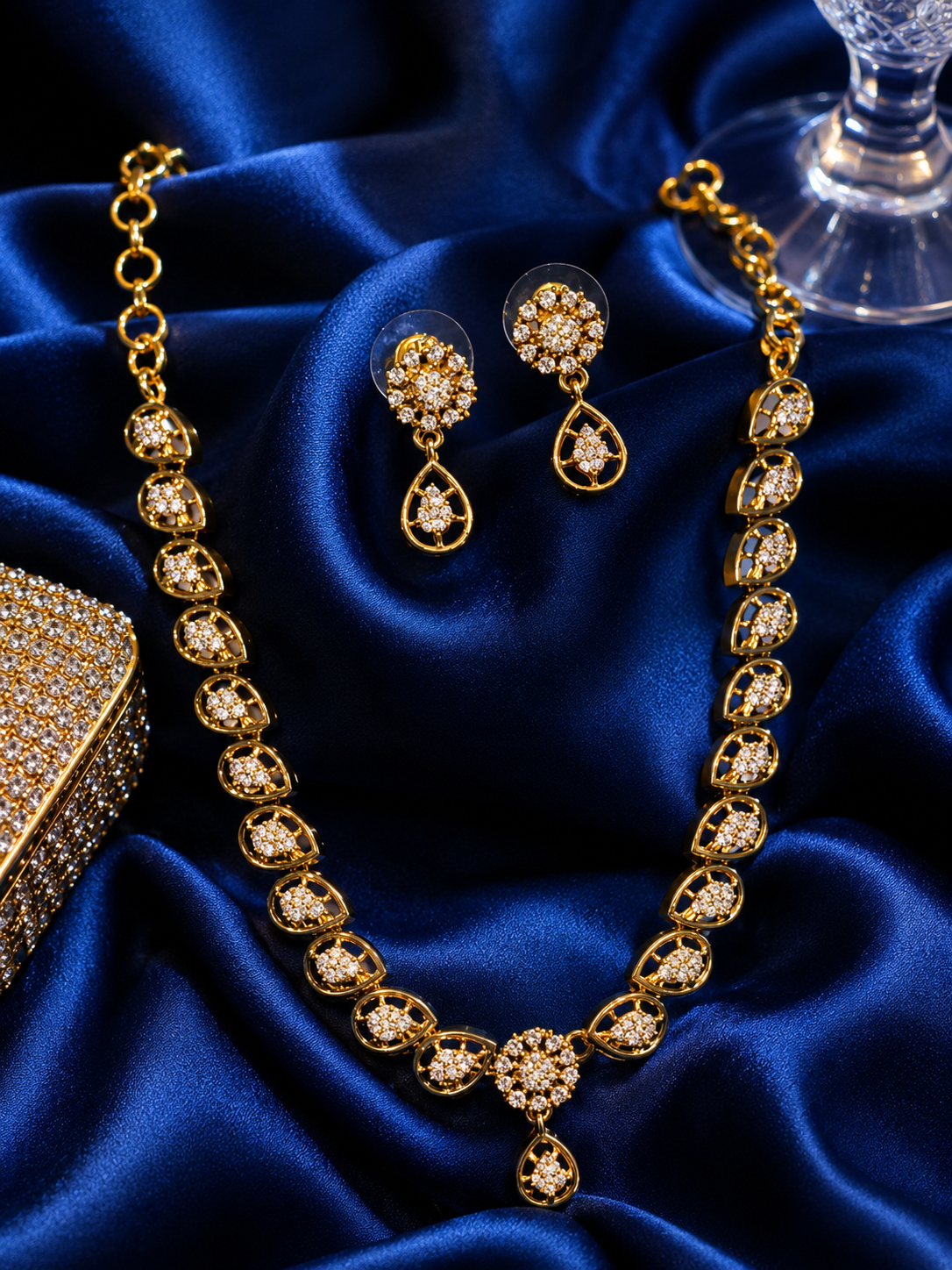 Daizy Diamond Neckless Set