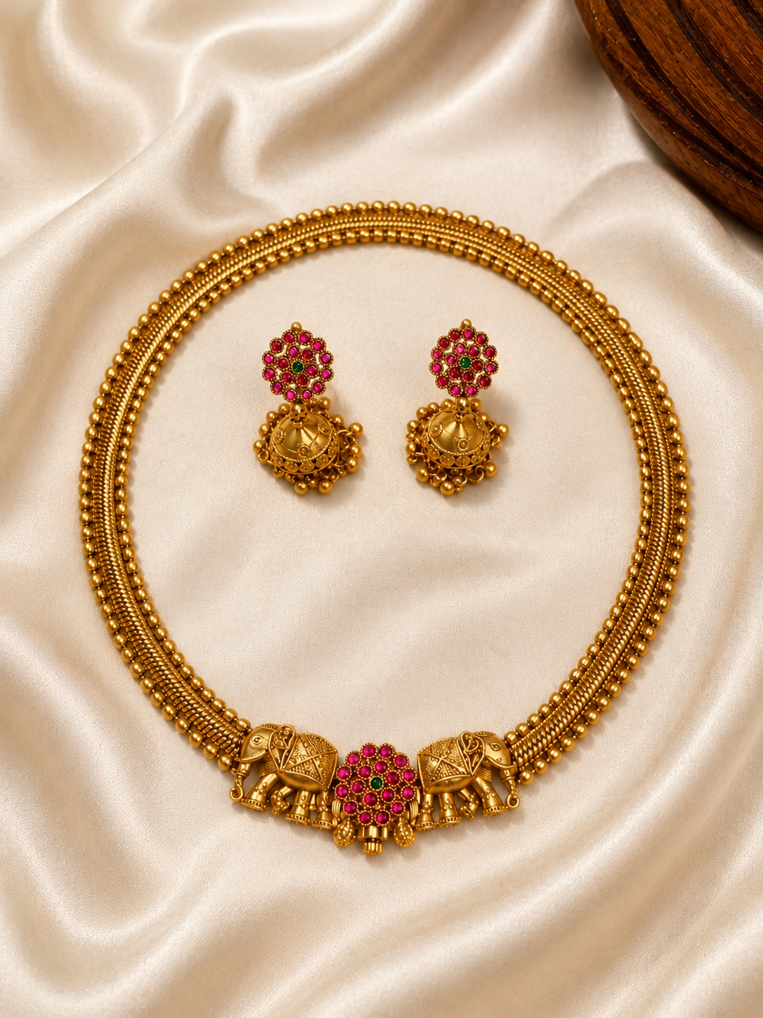 Matangi Gold Neckless Set