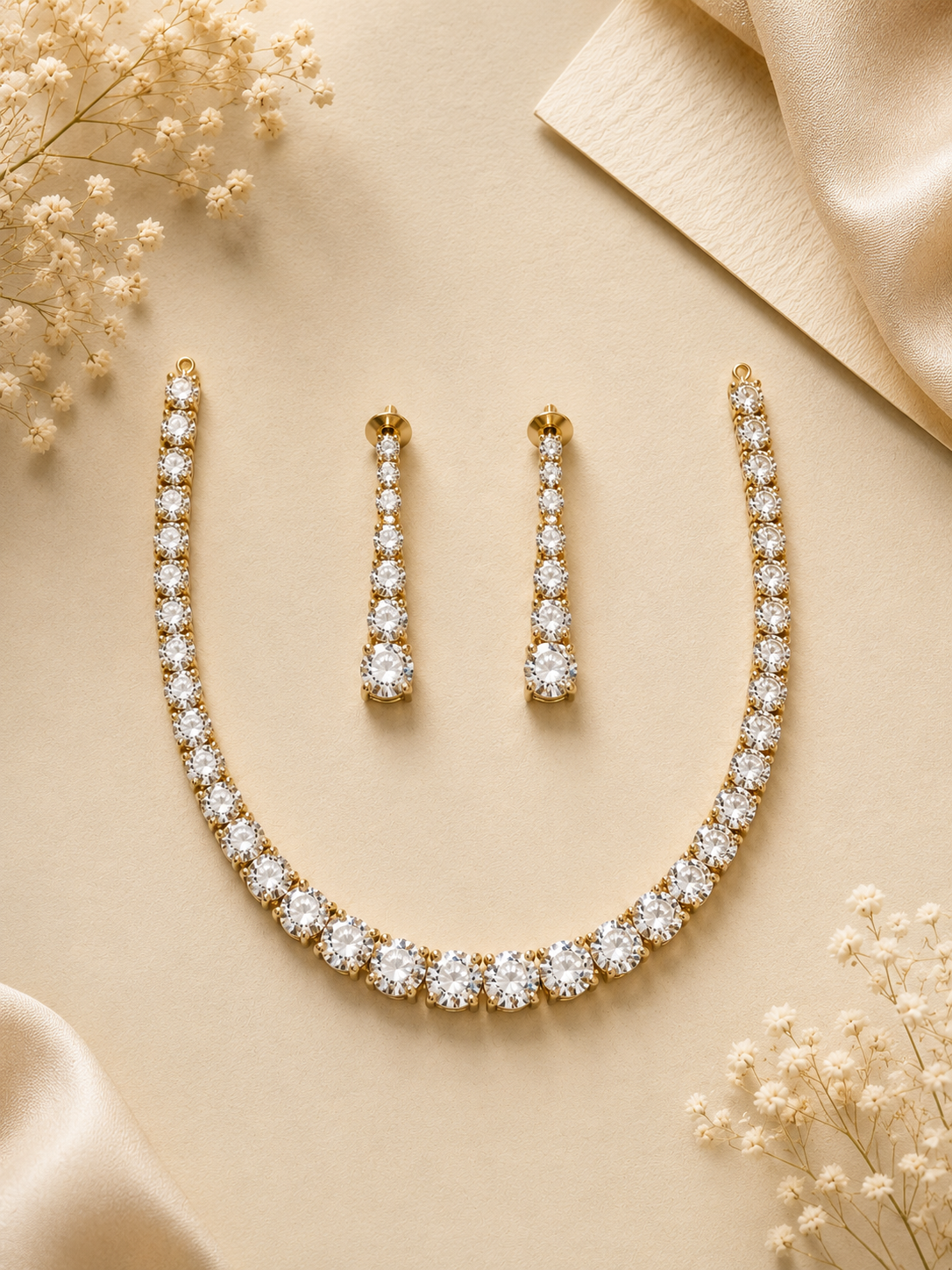Lisa Round Solitaire Neckless Set