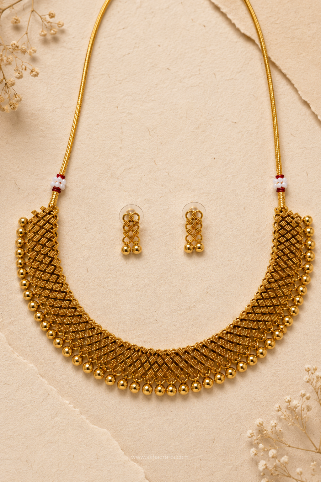 Preyashi Gold Neckless Set