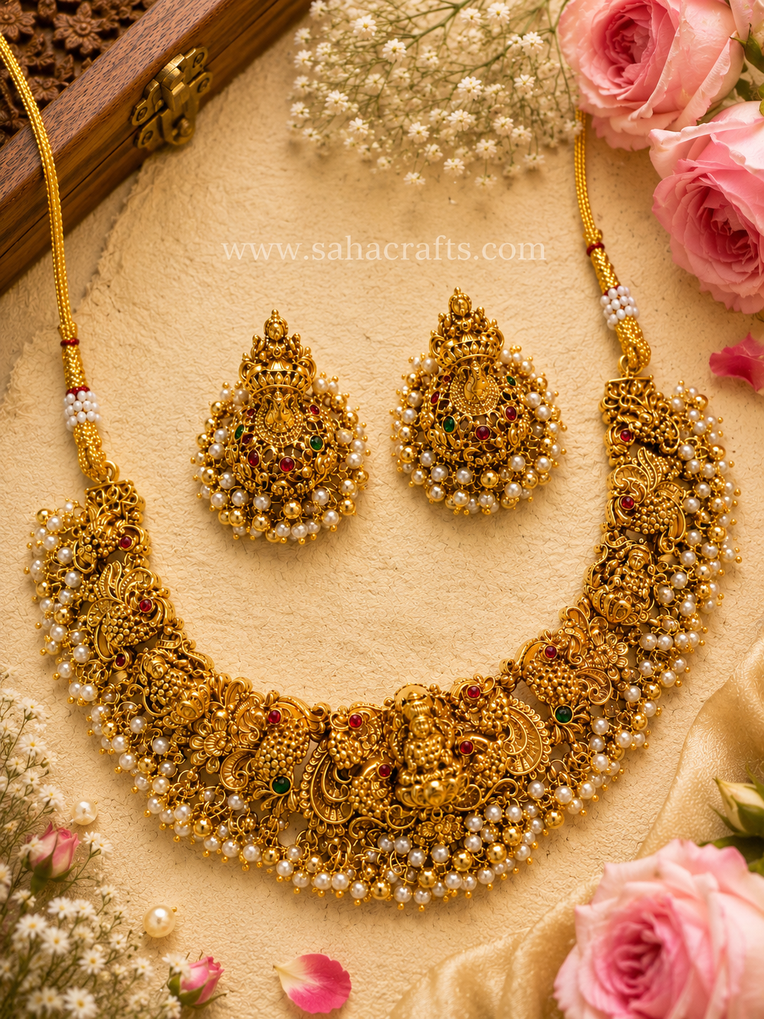Bhagya Lakhsmi Gold 3D Neckless Set