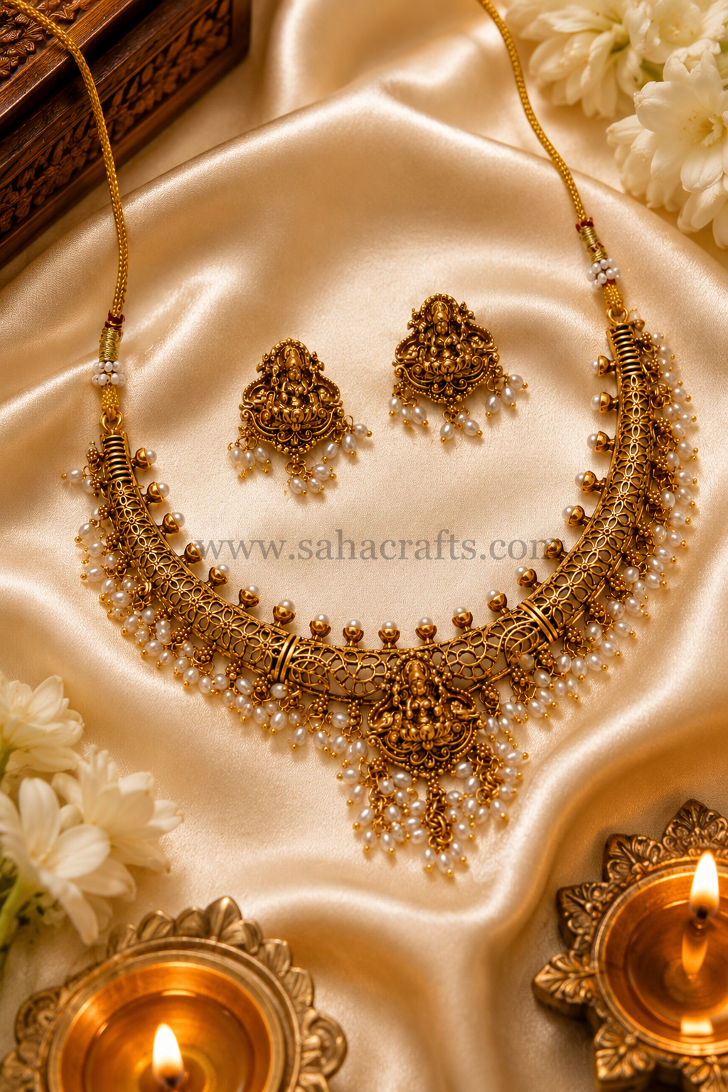 Narayani Lakhsmi Gold Neckless Set