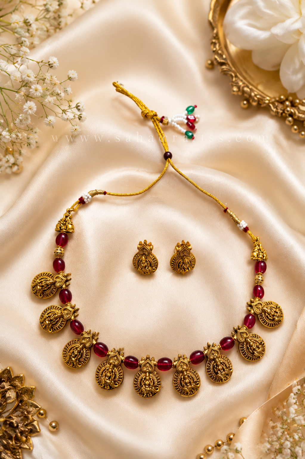 Siya Gold Neckless Set