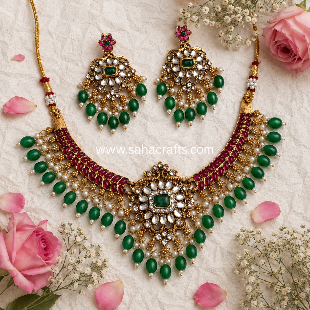 Gayatri Neckless Set