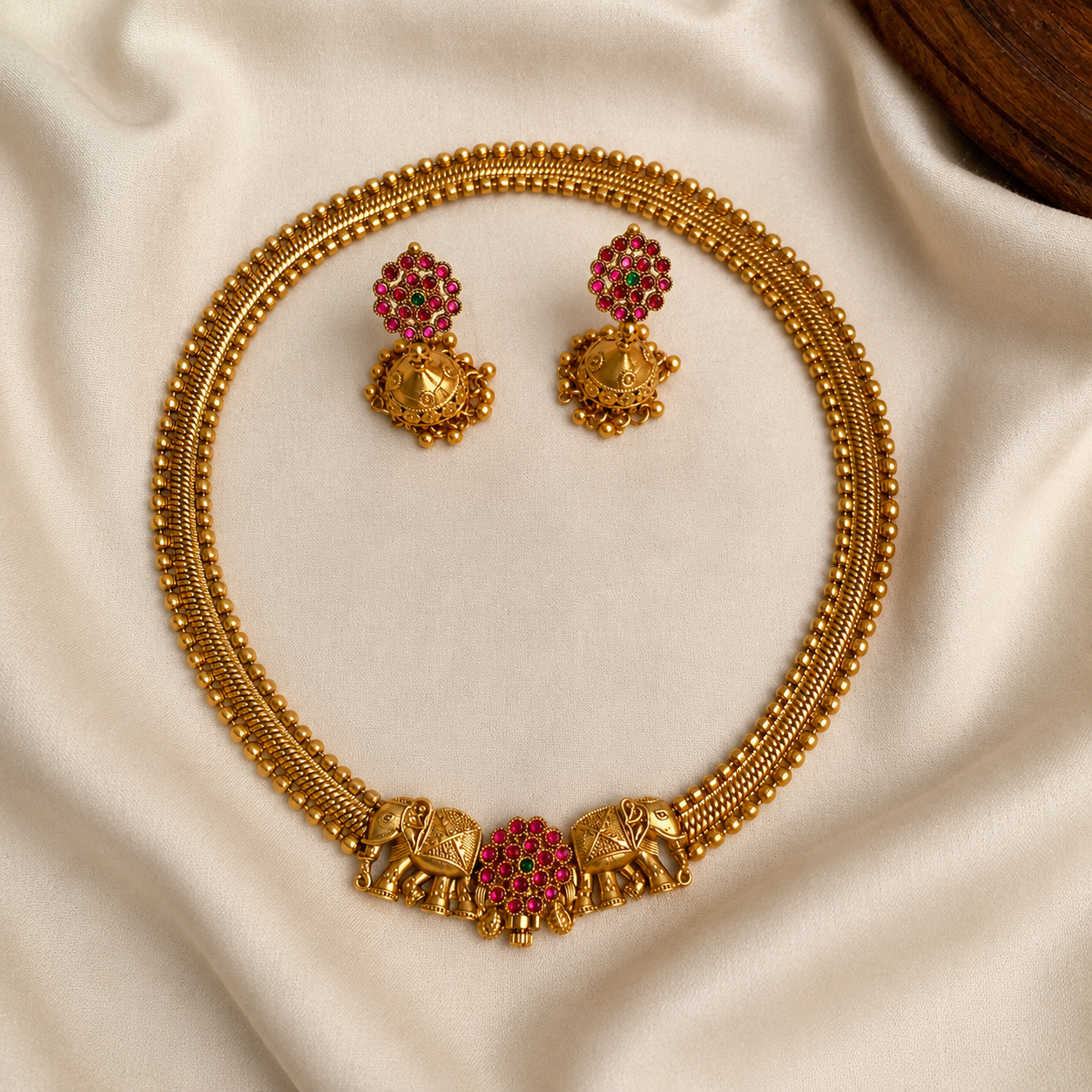 Matangi Gold Neckless Set